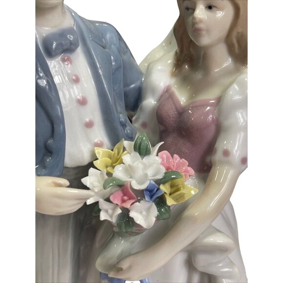 Vintage MALLORCA "I Do I Do" Wedding Couple. Bride Groom Ceramic Figurine 9 in H - Picture 3 of 13